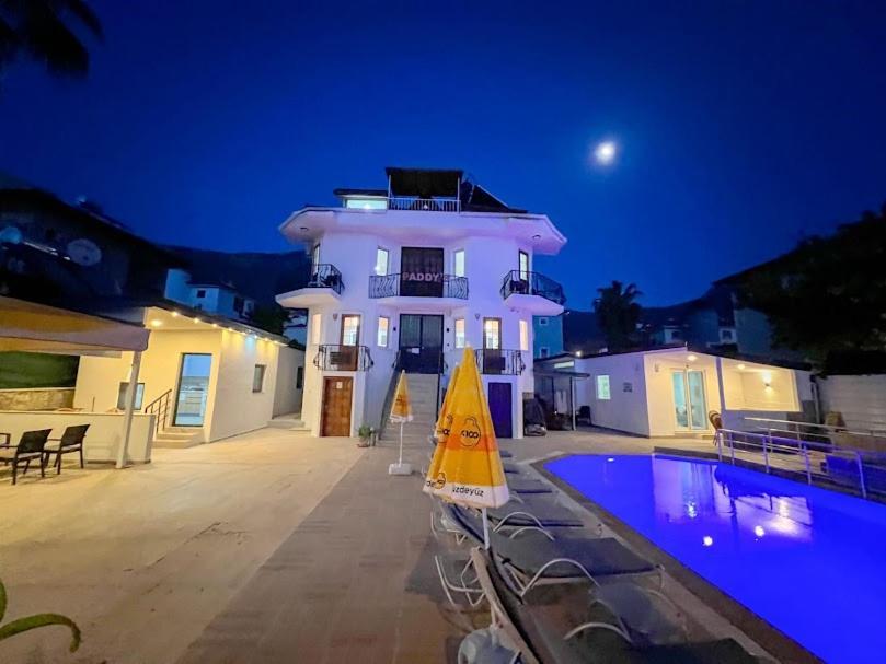Paddys Apartments Ovacik โอลลุนเดนิซ ภายนอก รูปภาพ