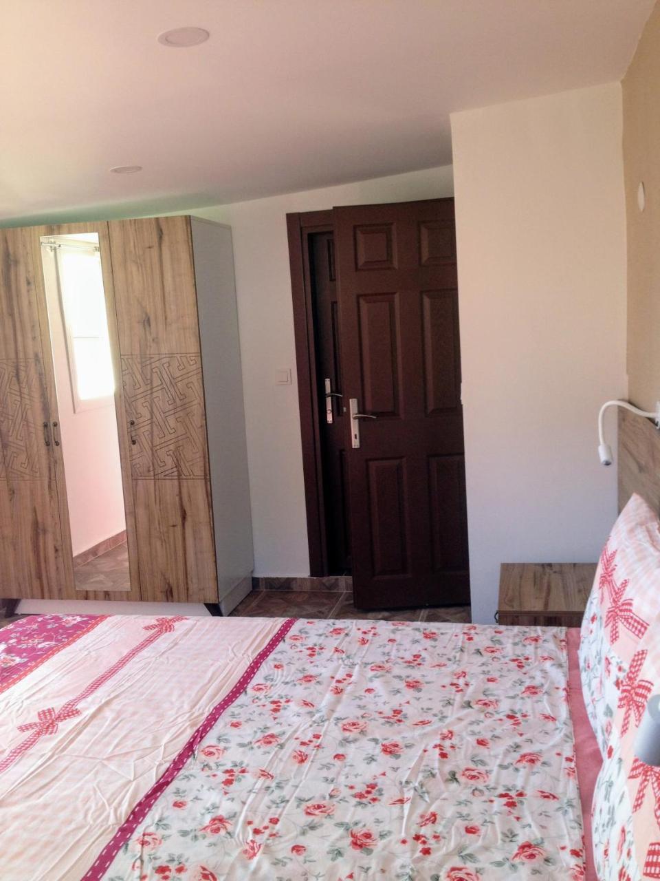 Paddys Apartments Ovacik โอลลุนเดนิซ ภายนอก รูปภาพ