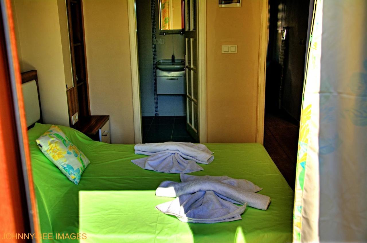 Paddys Apartments Ovacik โอลลุนเดนิซ ภายนอก รูปภาพ